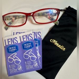 Women’s reading eye glasses